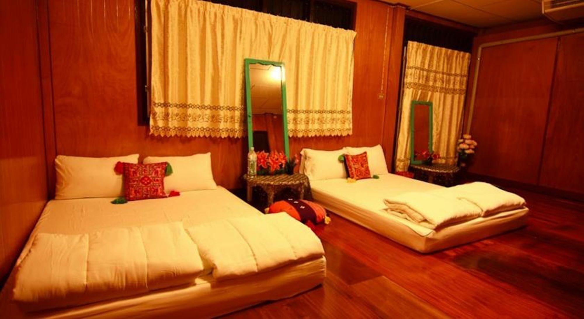 Chezmoi Handicraft And Homestay Чианграй Экстерьер фото